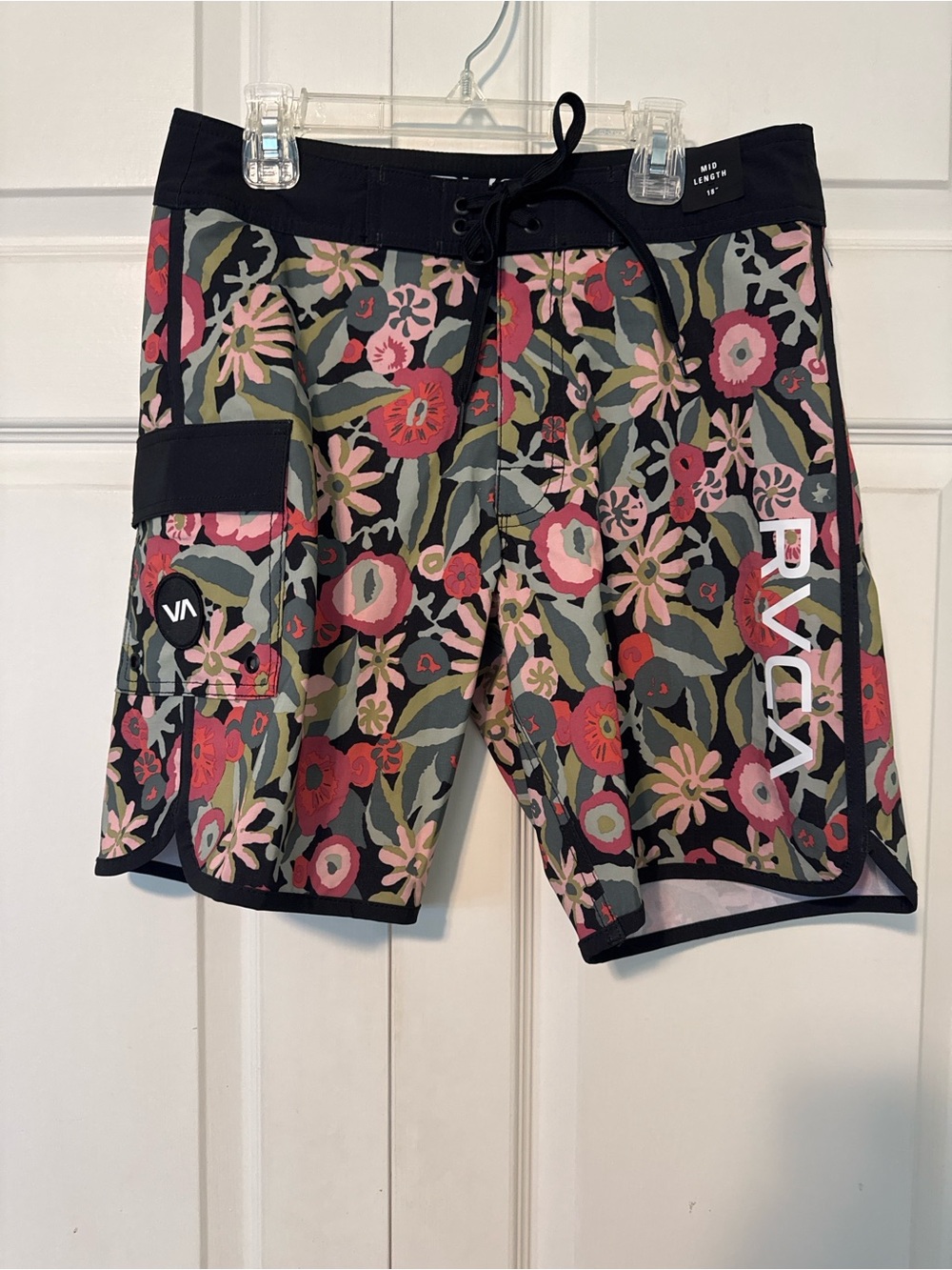 RVCA Men’s Floral Boardshorts - Pink/Green 28”